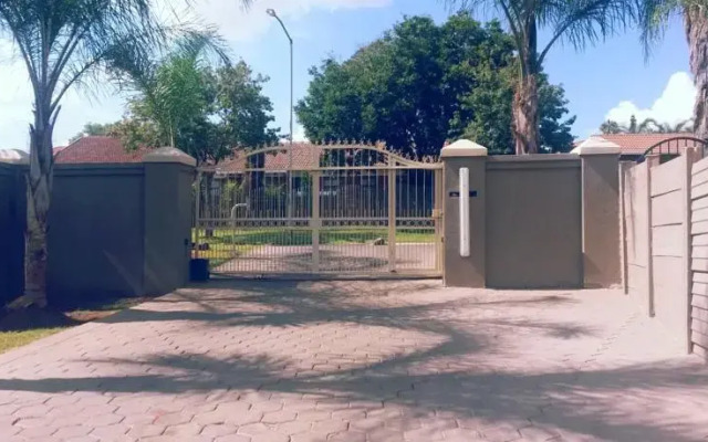 Africa Bed And Breakfast
