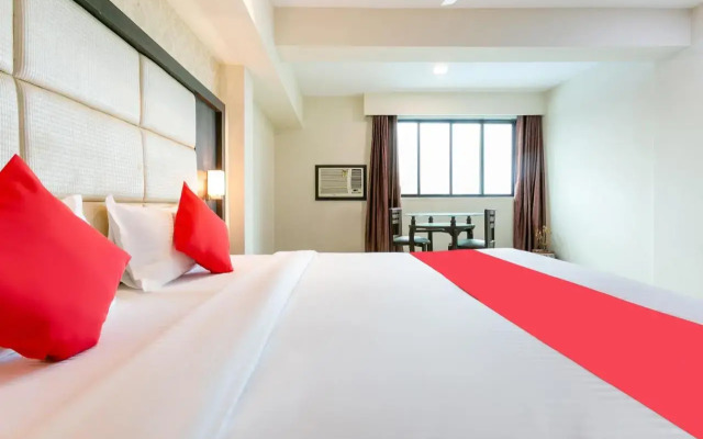 Collection O 36215 Hotel Pearl Residency