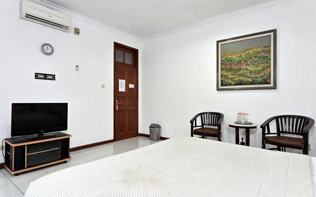 ZEN Rooms Villa Duta
