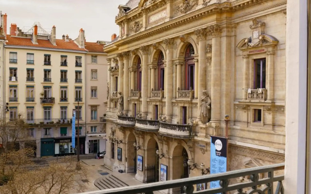 Hotel du Theatre