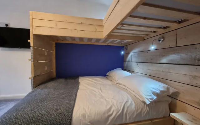 Cosy House in Eigionfa