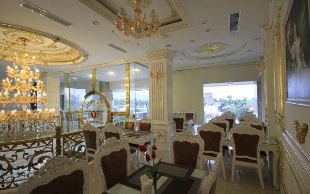 Tuyet Son Hotel