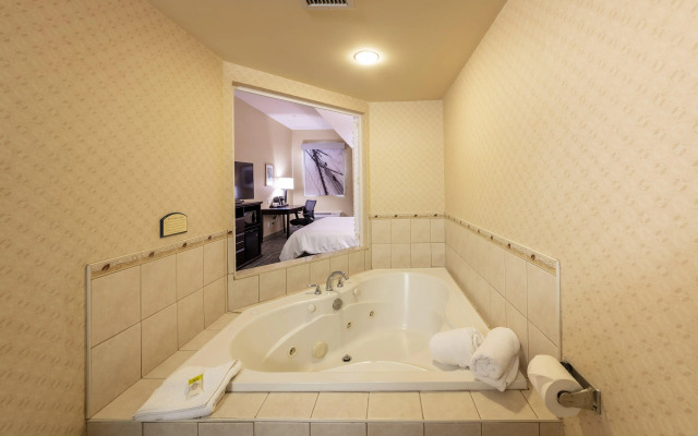 Holiday Inn Express Hotel & Suites Riverport Richmond by IHG