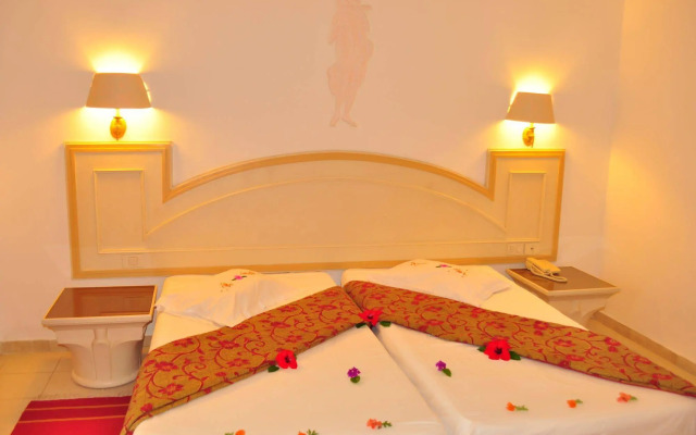 Zodiac Hotel