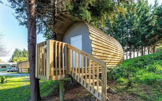 Morning Calm Lodge Limited