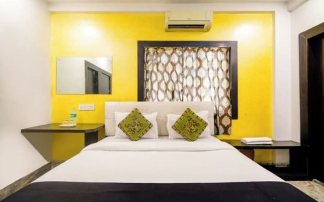 Goroomgo Puja Residency Kolkata