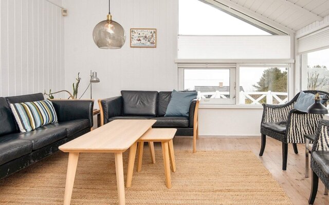 6 Person Holiday Home in Ebeltoft