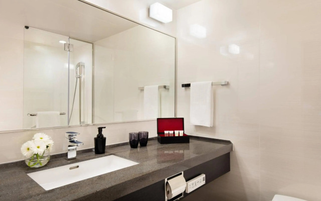 Courtyard by Marriott Shin-Osaka Station
