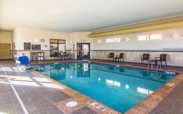Mainstay Suites