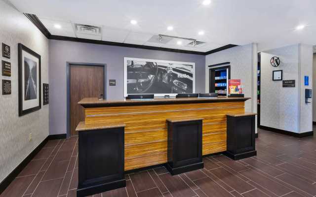 Hampton Inn & Suites Flint/Grand Blanc