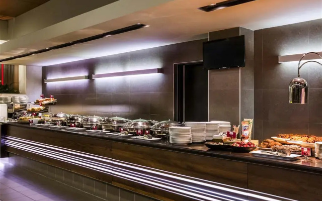 Mercure Sydney Liverpool