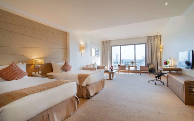 Golden Tulip Dammam Corniche Hotel