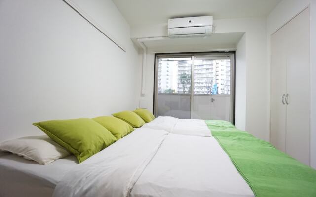 Terry's Apartment Namba West I E02C