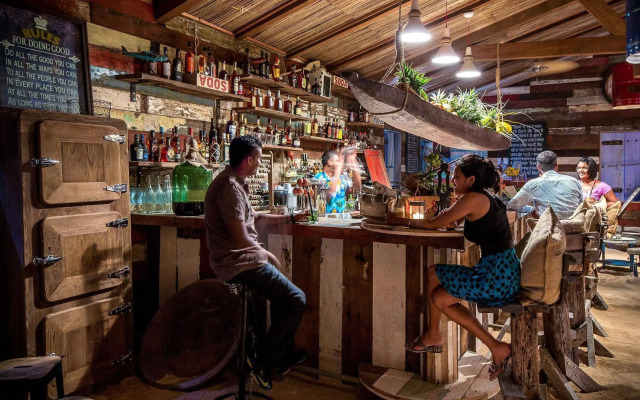 Shanti Maurice Resort & Spa