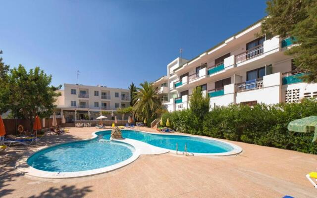 Apartamentos Cala LLonga Playa Ibiza