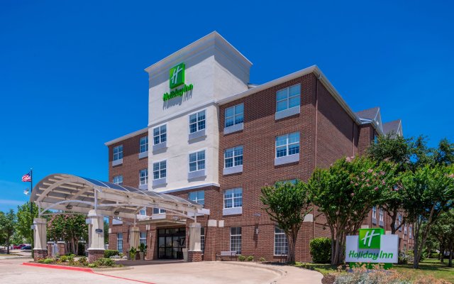 Holiday Inn & Suites Dallas-Addison, an IHG Hotel