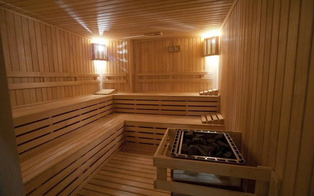 Fourway Hotel SPA & Restaurant