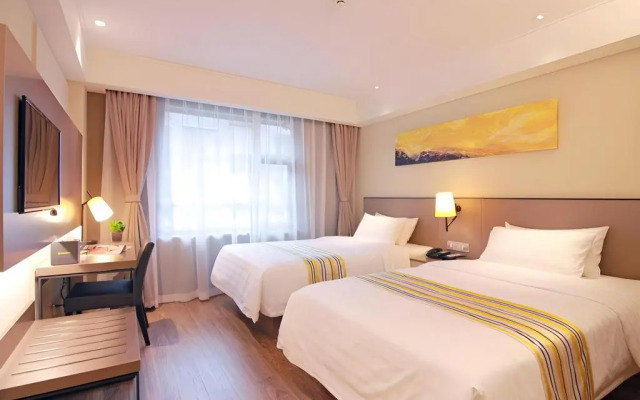 Home Inn Plus (Harbin Central Street)