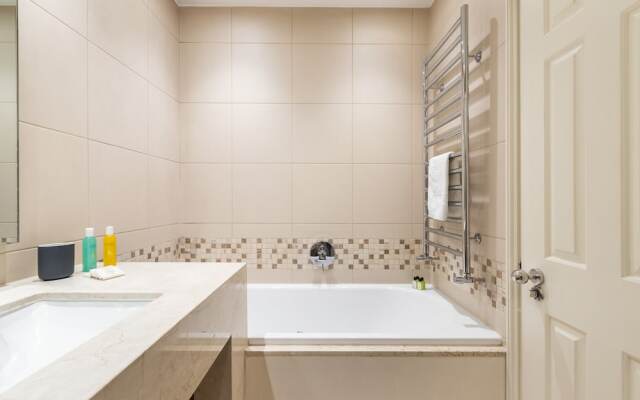 Knightsbridge - Hyde Park Apartment