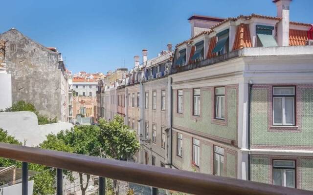 Typical Portuguese Apartment In City Center 3