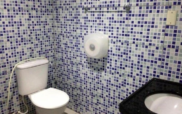 Nalu Beach Hotel