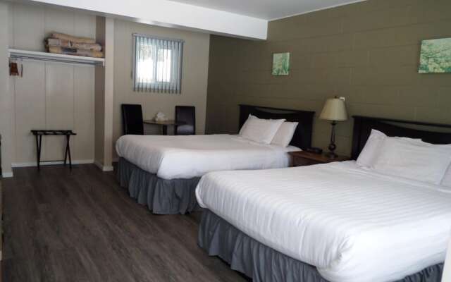 Ray Lyn Motel