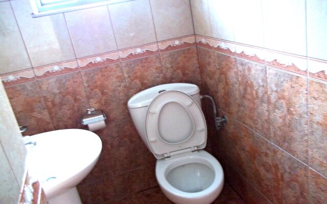 Hotel Trifon Kaludhi