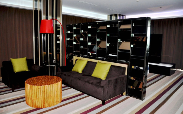 Qingdao Jinfuyue Hotel (Heilongjiang Middle Road Oriental City Branch)