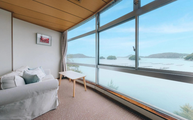 Toba Grand Hotel – Guest Rooms – Toba