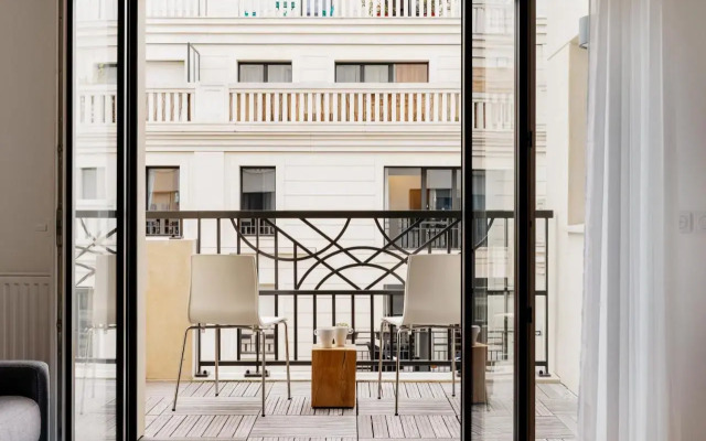 Edgar Suites Châtillon