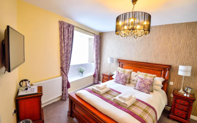 The George Hotel