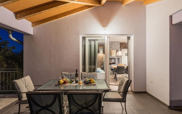 Stunning Home in Labin With Wifi and 3 Bedrooms