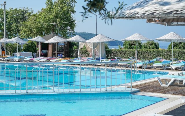 Aloria Garden Hotel