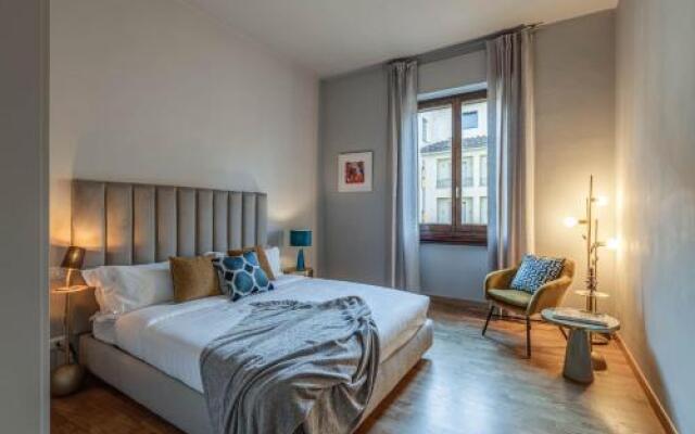 Santo Stefano Apartment