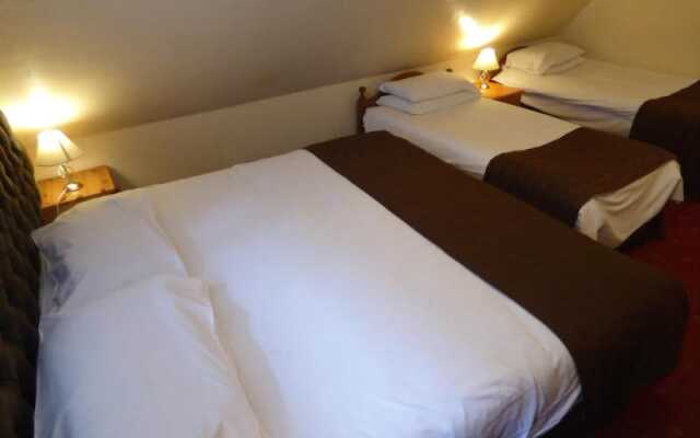 The Roundabout Hotel