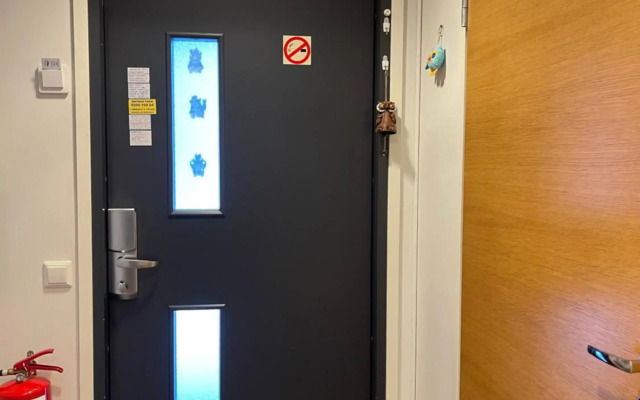 Дом у спа-центра и озера