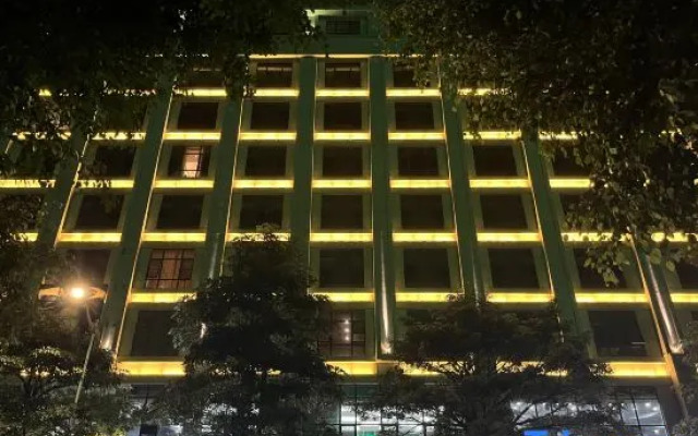 Yingjiang Triumph Hotel