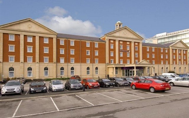 Premier Inn Manchester Trafford Centre West