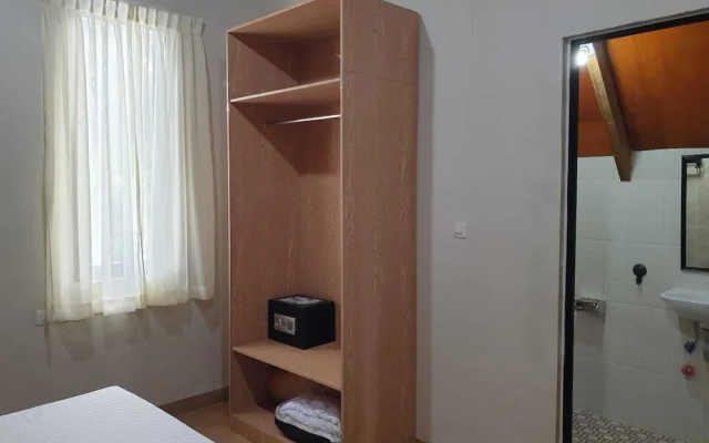 Freddies Villas Sabang – Guest Rooms – Sabang