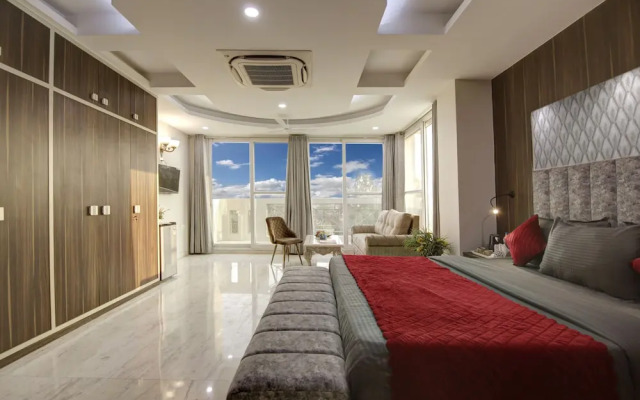 Sonesta Luxury Apartment