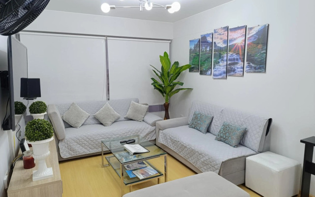 MIRAFLORES APART-10Beds-11Persons-Pool-Grill-1Garage