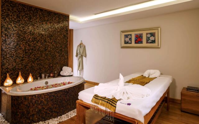Novotel Yangon Max