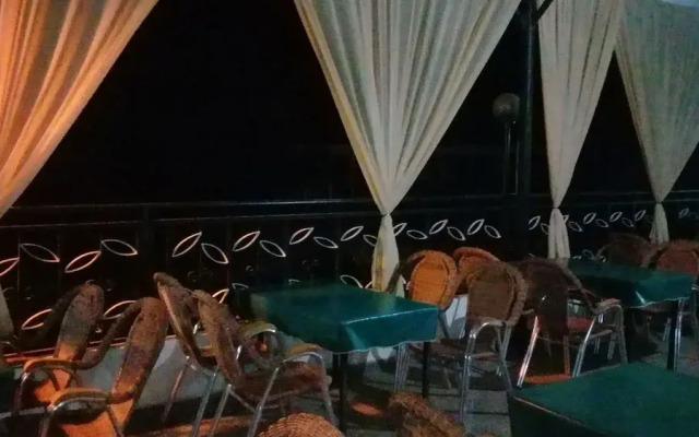 Hotel Amalou Imouzer Ida Outanan