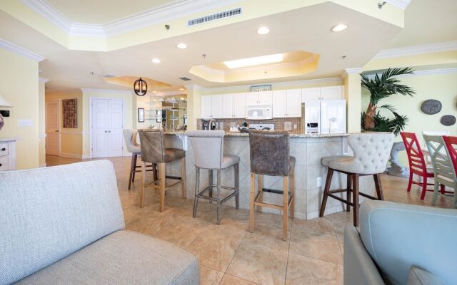 Phoenix Ix 801 3 Bedroom Condo