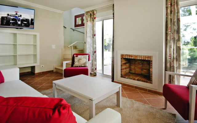 Holiday home for max. 4 pers. in Castro Marim with a shared pool