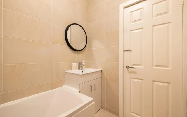 The Kensal Rise Nook - Contemporary 2bdr Flat