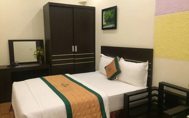 Westlake Hotel - Lac Long Quan
