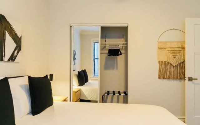 Best Deal 2BR Apt in Lakeview