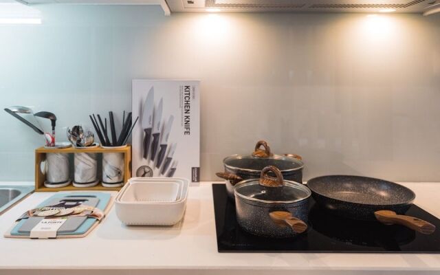 Bom Homes - Vinhomes Skylake Serviced Apartment