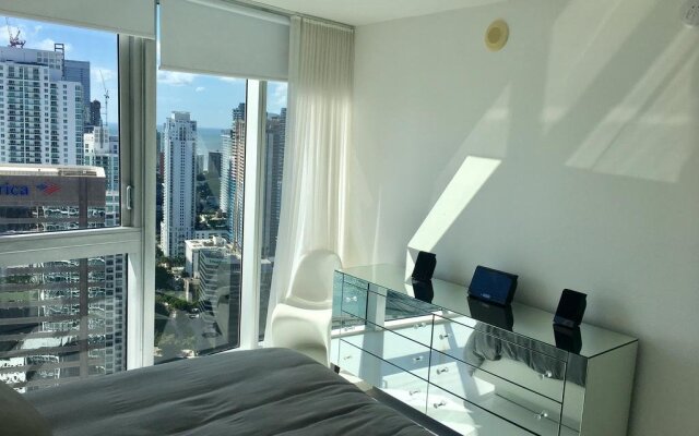 Icon Brickell W Hotel and Residences